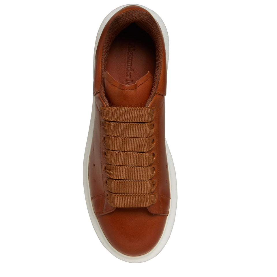 Sneakers oversize in pelle marrone 811362 WHABB2736 ALEXANDER MCQUEEN 