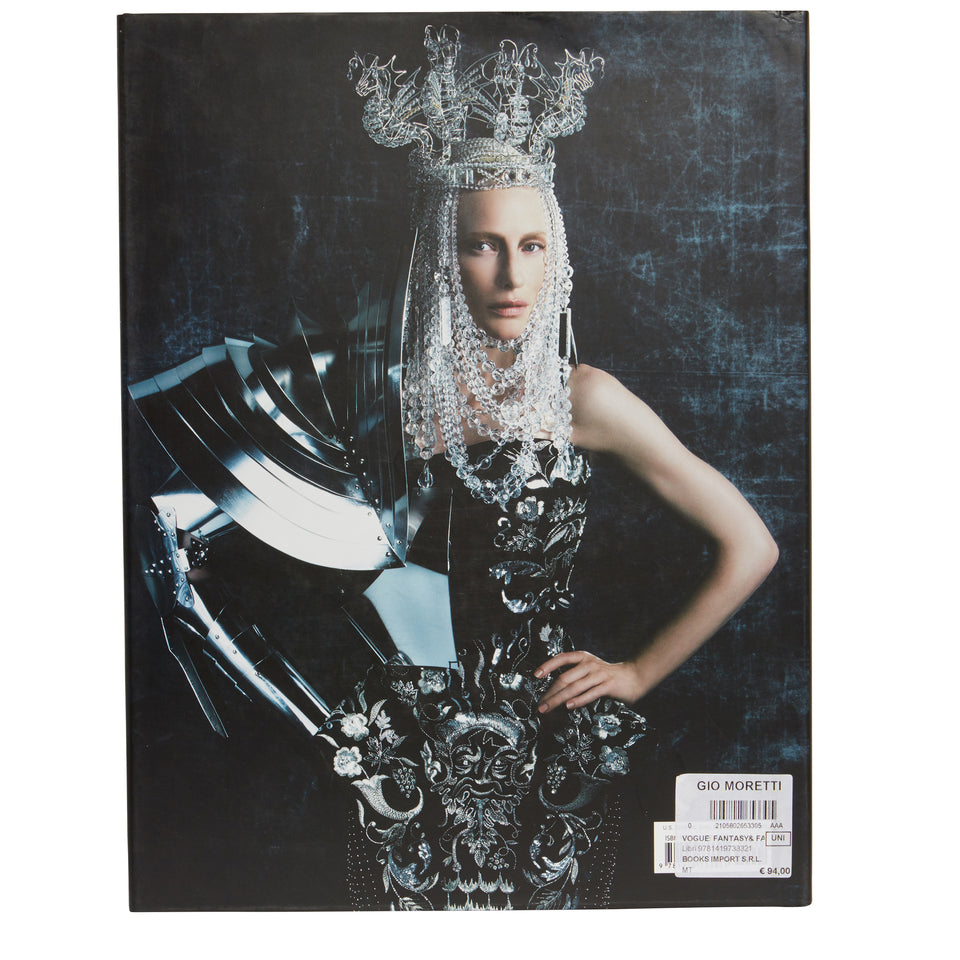 Libro ''Vogue: Fantasy & Fashion'' by Abrams