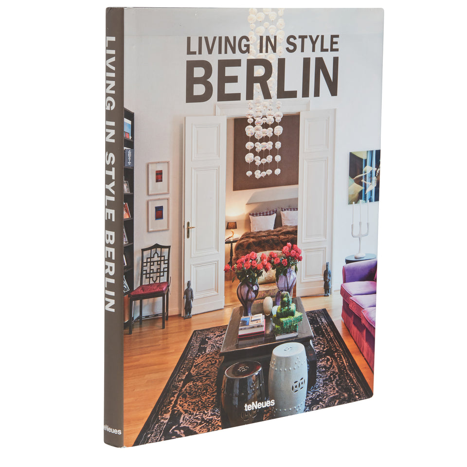 Book ''Living In Style Berlin'' by Teneues