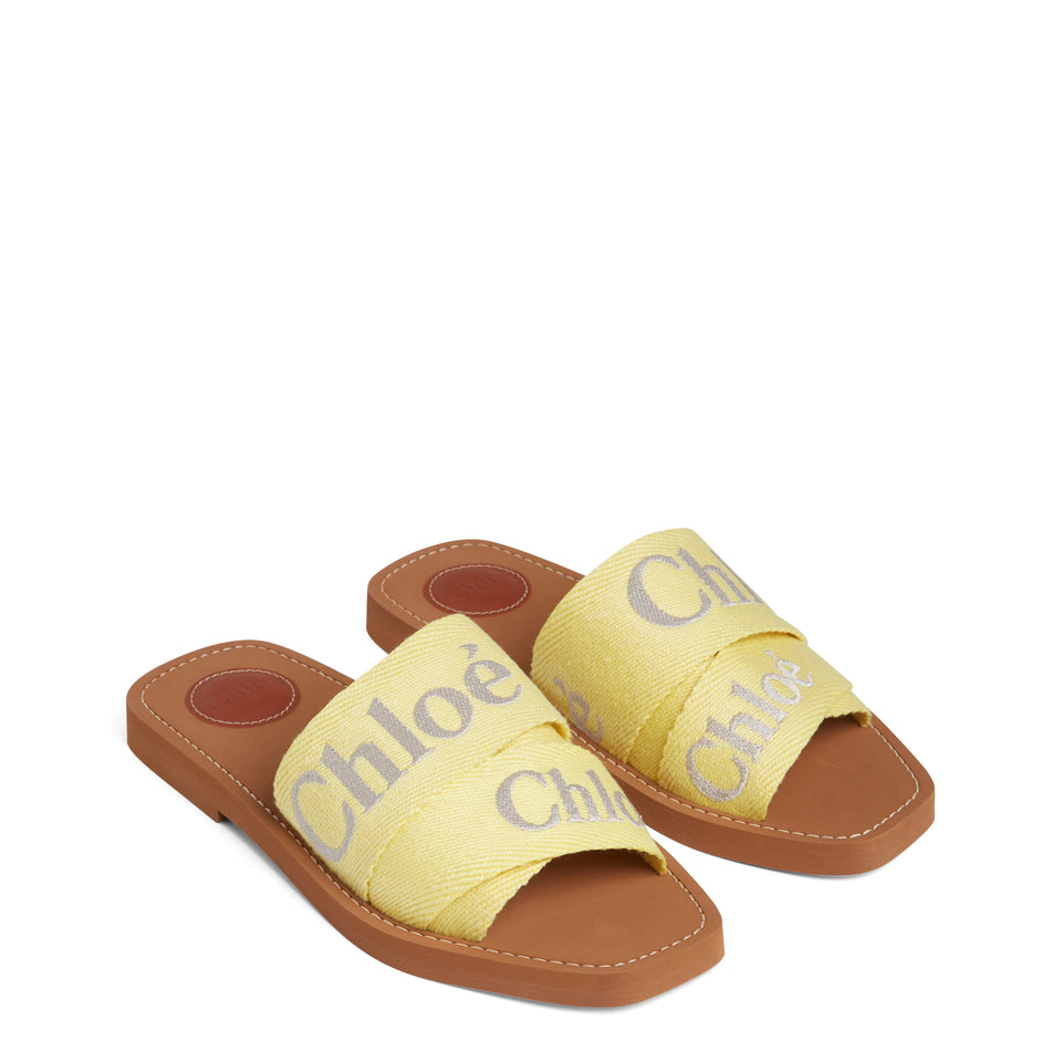 "Woody" flat sandal in yellow linen