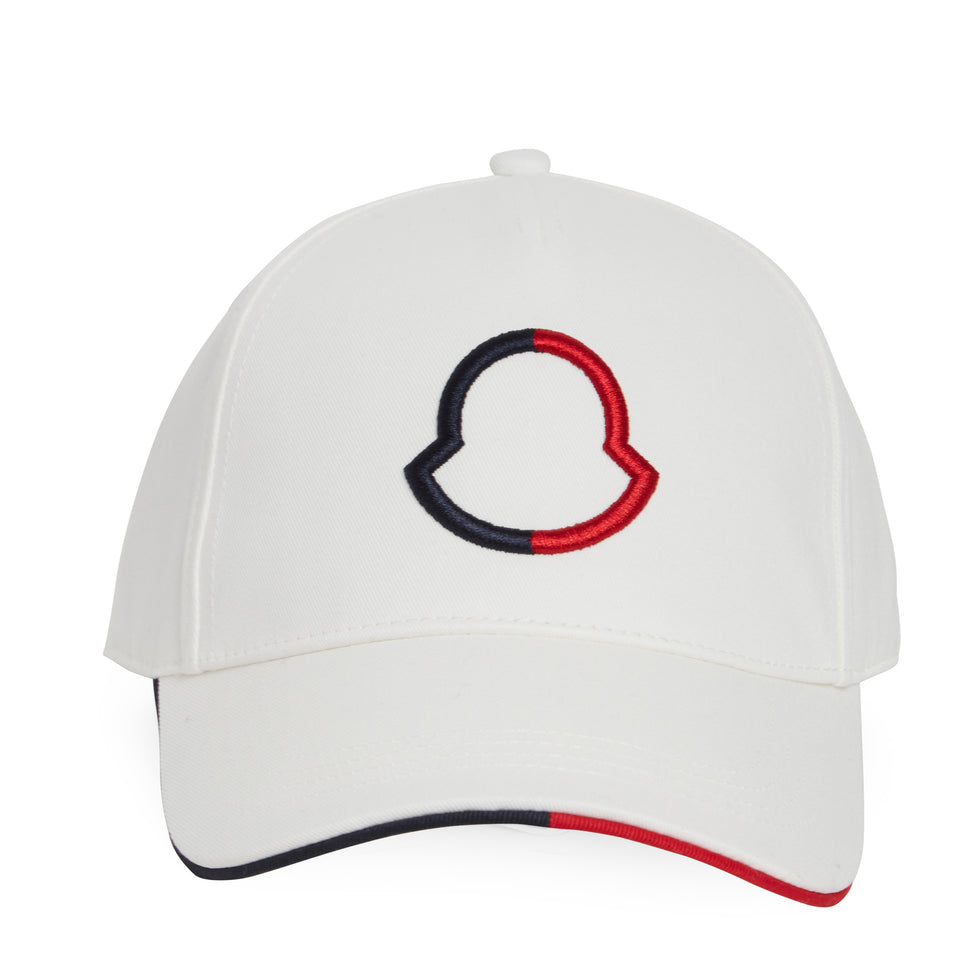 White cotton baseball cap
