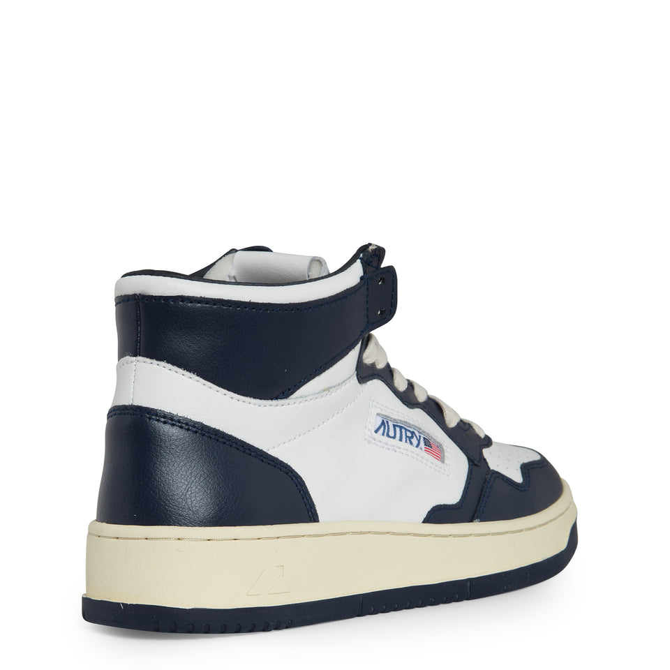 "Medalist mid" sneakers in white and blue leather