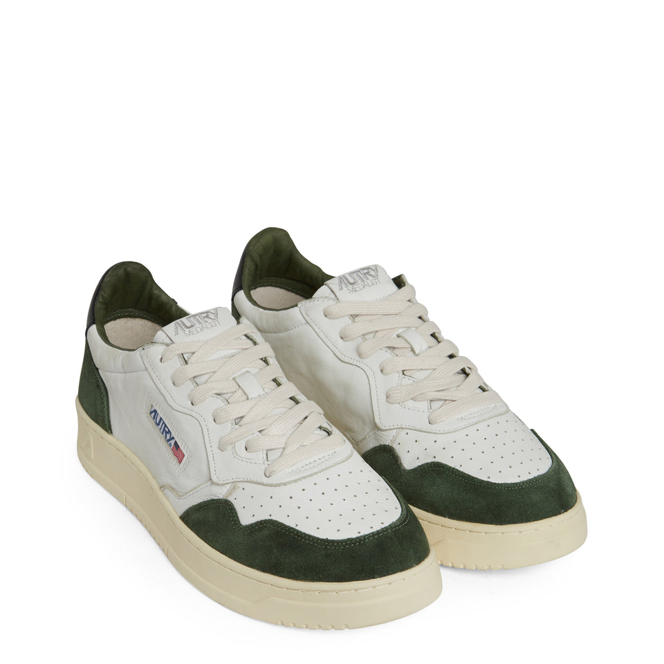 "Medalist low" sneakers in white and green suede