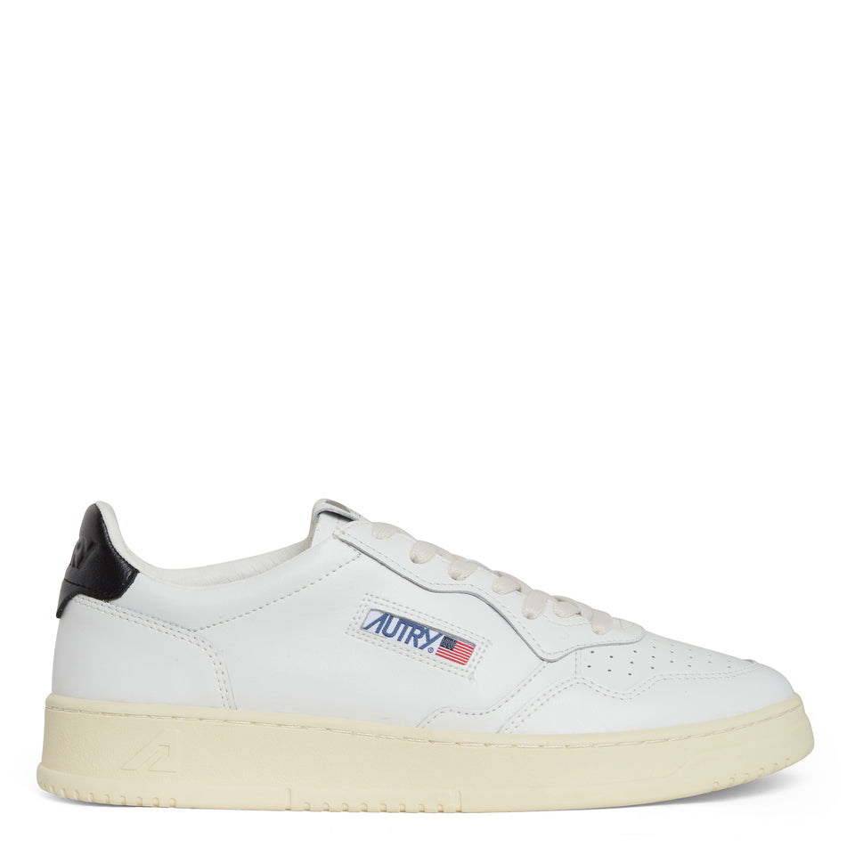 "Medalist low" sneakers in white and black leather