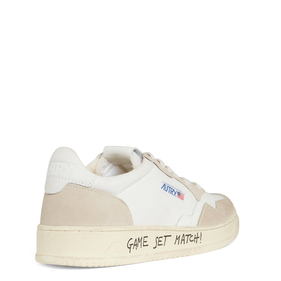"Medalist low" sneakers in white and beige leather