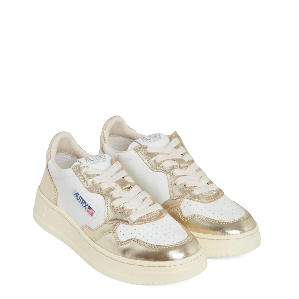''Medalist Low'' sneakers in white and gold leather