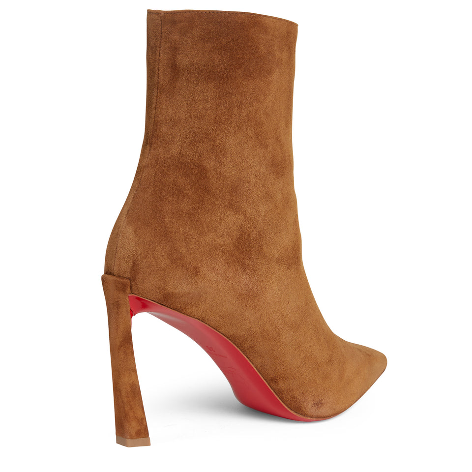 "Condora booty" ankle boot in brown suede