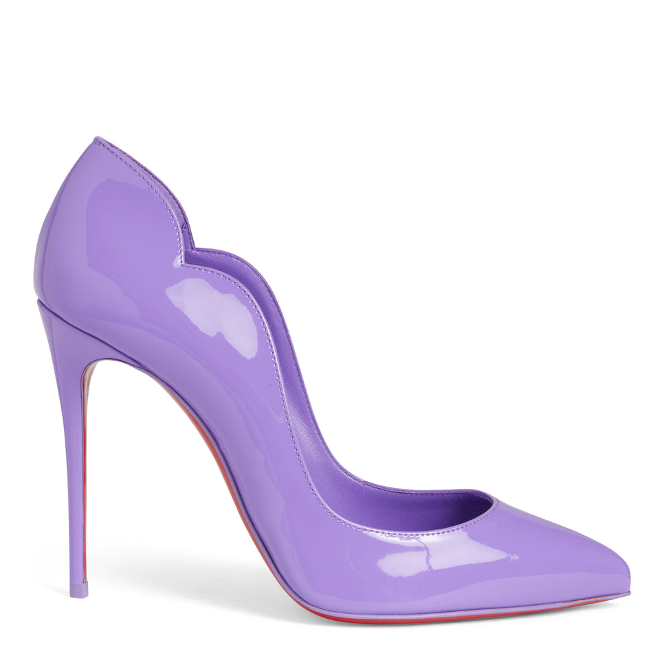 "Hot Chick" pump in lilac patent leather