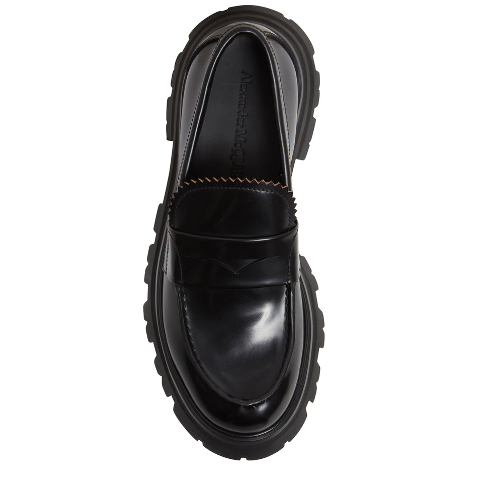 ''Wander'' moccasin in black leather