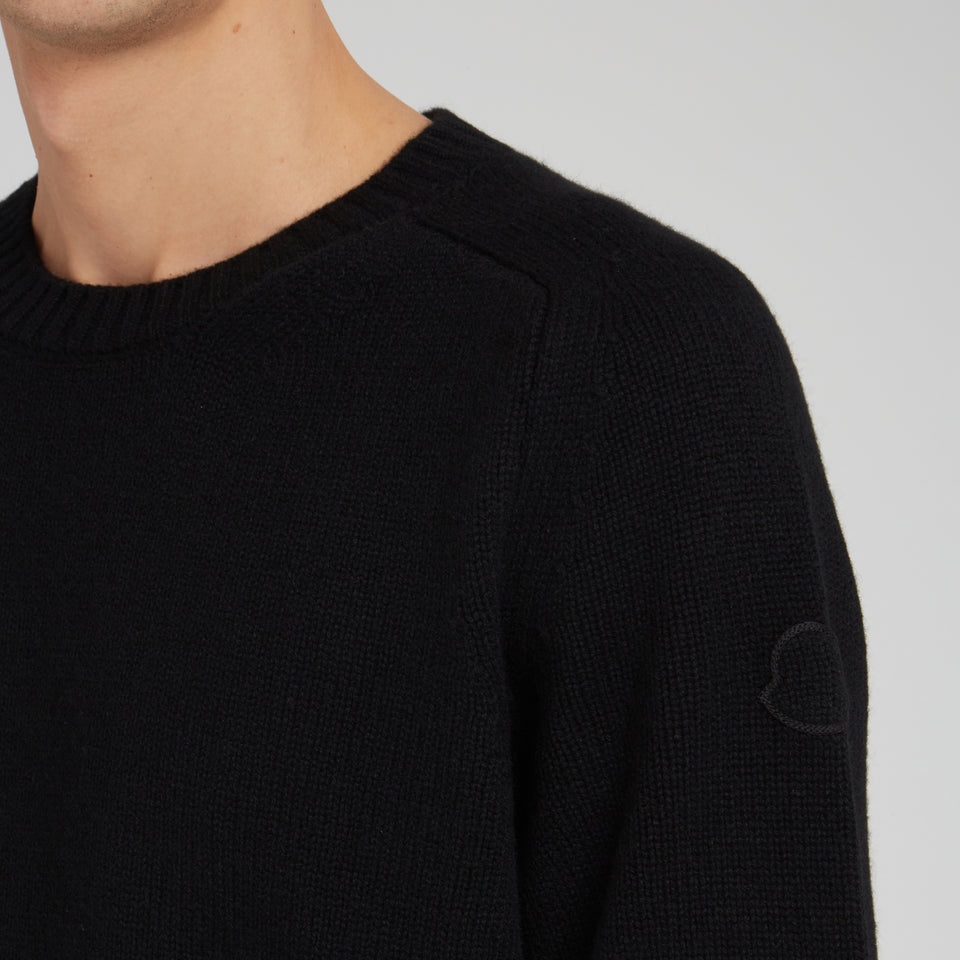 Maglione in lana nera