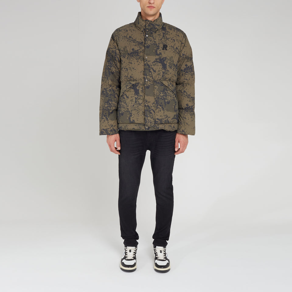 Camouflage down jacket in multicolor fabric