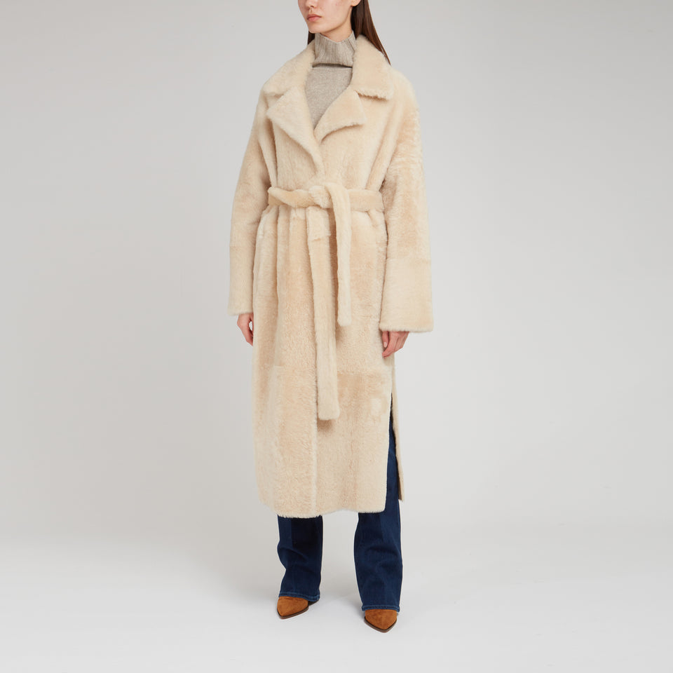 Cappotto in shearling beige