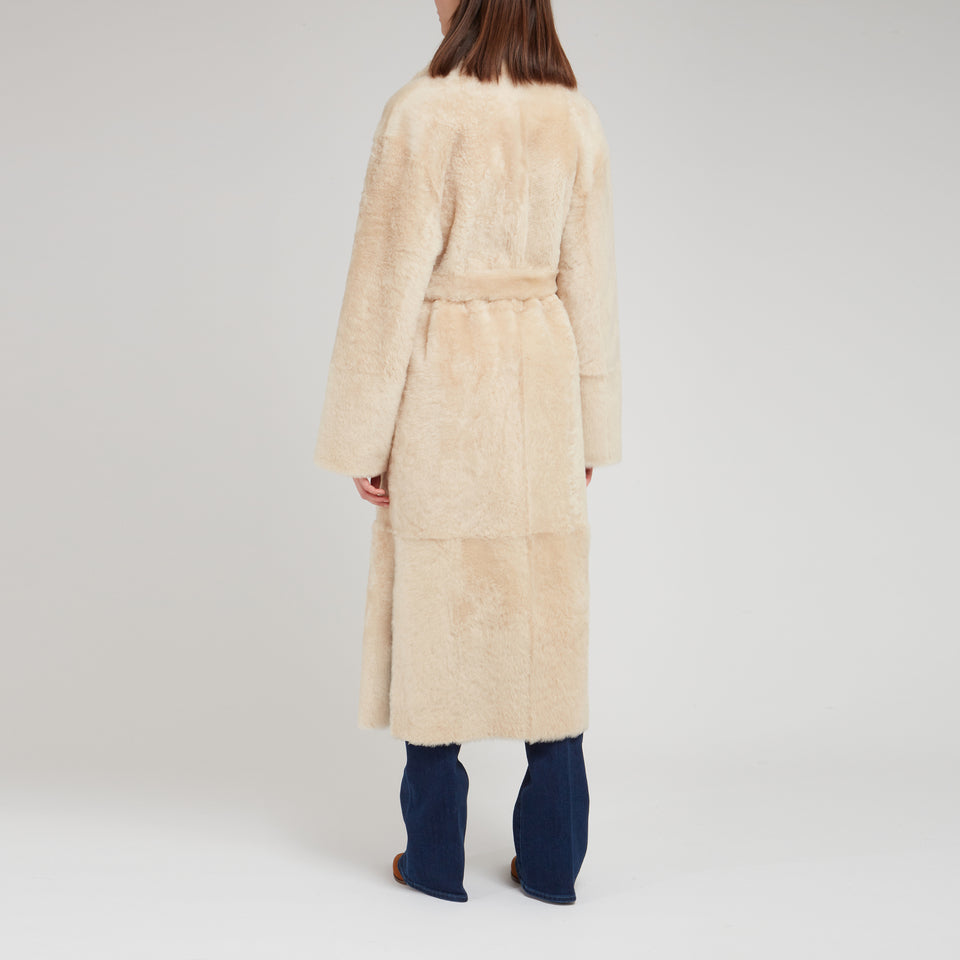 Cappotto in shearling beige