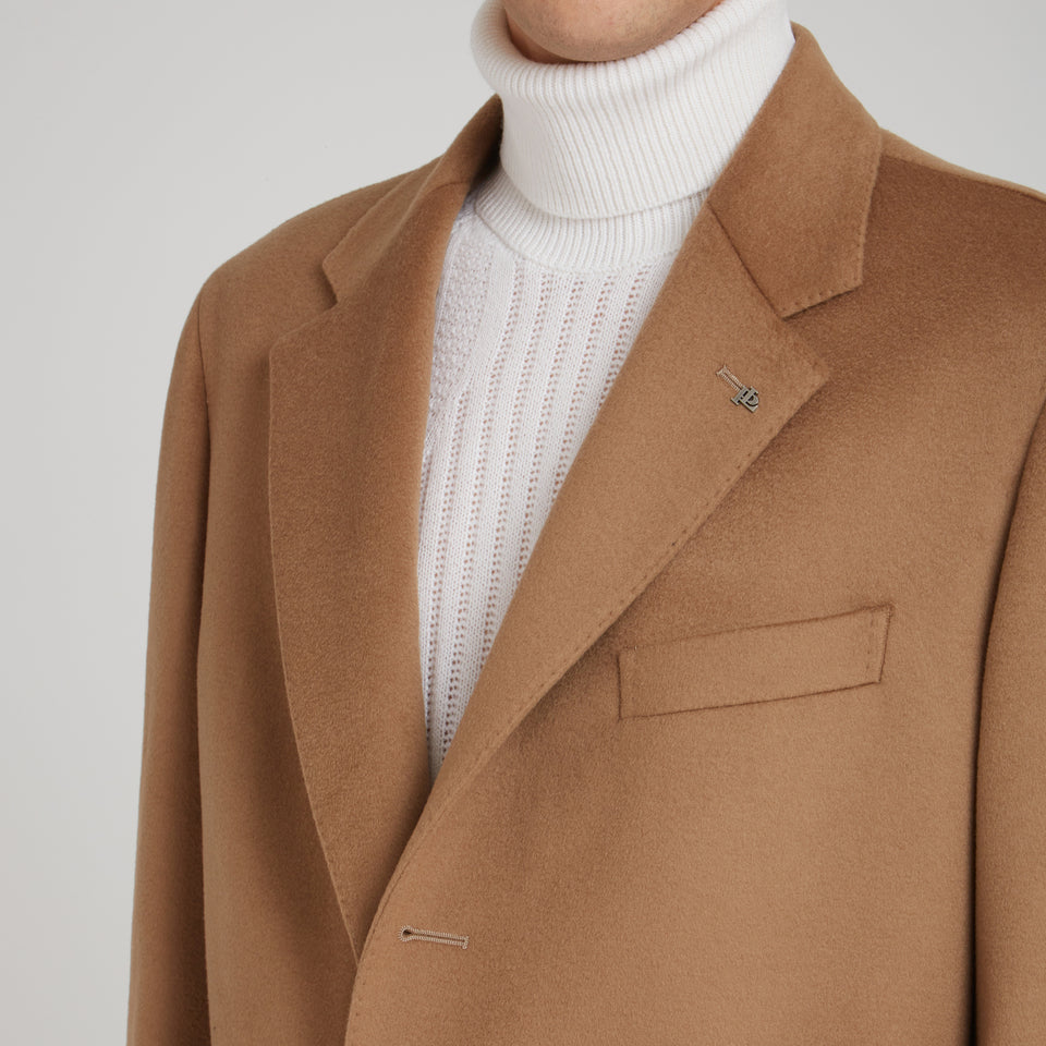 Single-breasted coat in beige wool