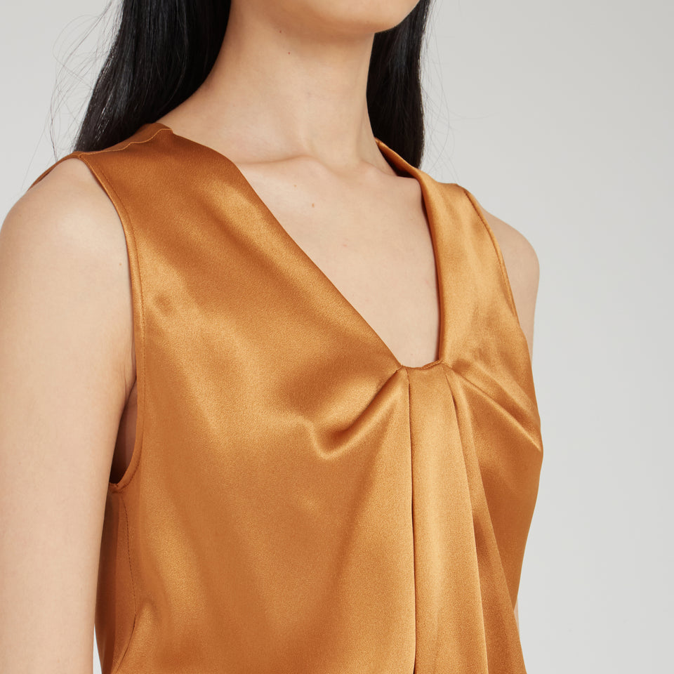 Sleeveless top in copper fabric
