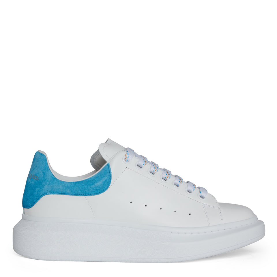 Oversized sneakers in white and light blue leather