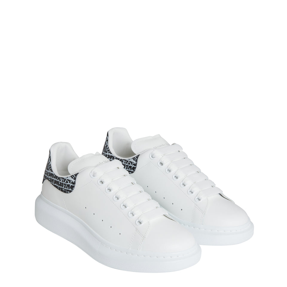 Oversized sneakers in white and black leather